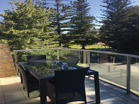 507 At The Waves - New South Wales Tourism  1