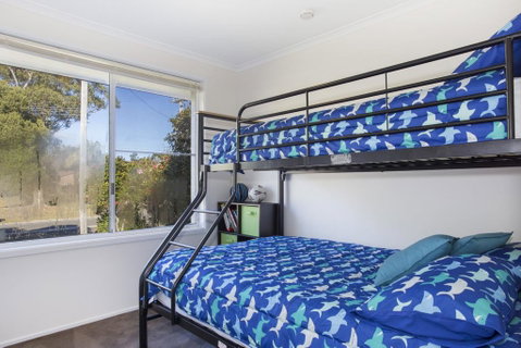 77 Lake Entrance Rd - Waterfront Wonder - New South Wales Tourism  1