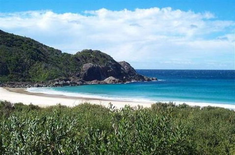 8 ON COAST (4 Night Min) - New South Wales Tourism  1