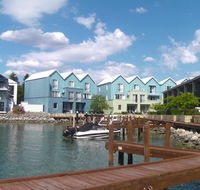 9/20 Apollo Quay Apartment