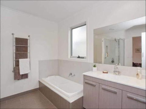 A Beautiful Beach House Torquay - New South Wales Tourism  3