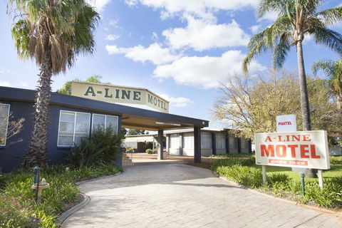 A Line Motel - New South Wales Tourism  0