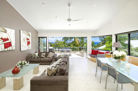A Little Cove Treasure, Noosa Heads - New South Wales Tourism  3