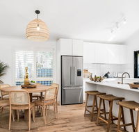 A PERFECT STAY - 3 Salty Sisters - New South Wales Tourism 