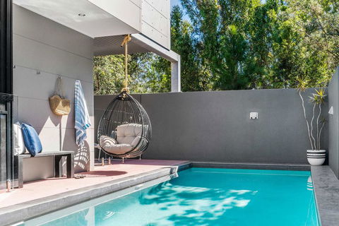 A PERFECT STAY - Catalina's - New South Wales Tourism  3