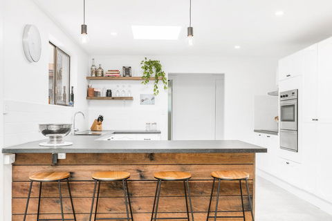 A PERFECT STAY - Sea Salt - New South Wales Tourism  0