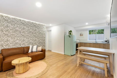 A PERFECT STAY - Sunset Beach - Surfside - New South Wales Tourism  0