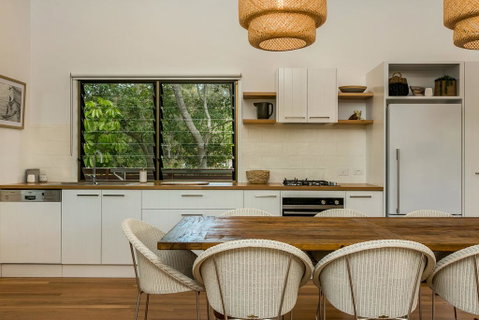 A SWEET ESCAPE - Alcorn House - New South Wales Tourism  2
