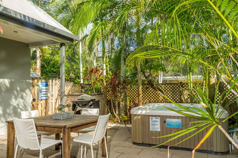 A Top Spot - New South Wales Tourism  0