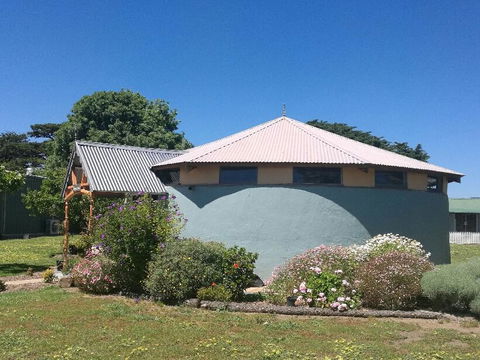 A Victor Harbour Retreat Aldinga-The Round Cottage - New South Wales Tourism  0