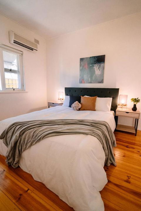 A Wave Away @ Glenelg Cosy Unit Near The Beach - New South Wales Tourism  3