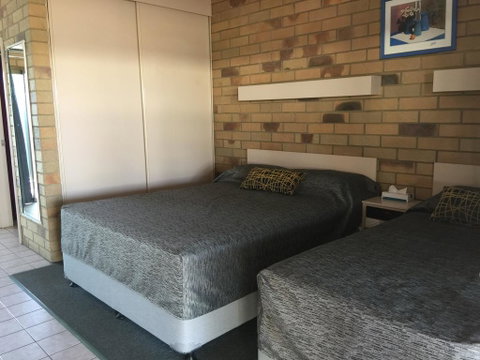 Abacus Motel - New South Wales Tourism  2