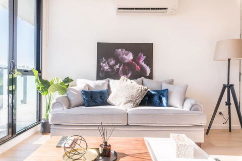 Abbortsford 2 Bed 2 Bath Mountain View Apartment - New South Wales Tourism  3