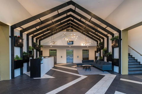 Abbortsford 2 Bed 2 Bath Mountain View Apartment - New South Wales Tourism  1