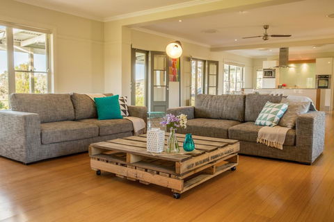 Abingdon House - New South Wales Tourism  1
