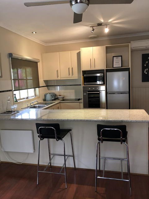 About Time Retreats- Studio Three - New South Wales Tourism  0