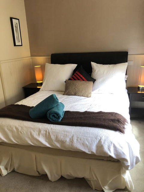 About Time Retreats- Studio Three - New South Wales Tourism  2
