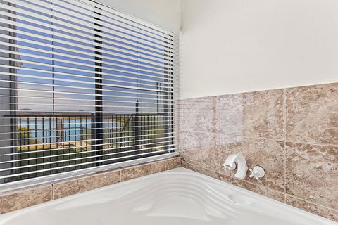 Above And Beyond - Beautiful Home With Pool - New South Wales Tourism  2