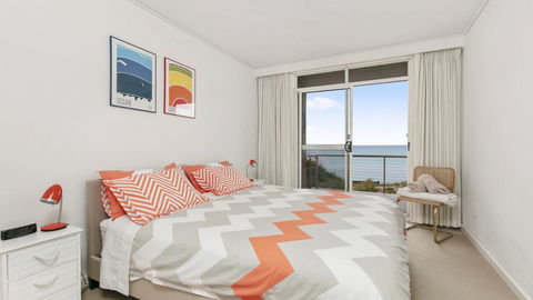 ABSOLUTE BEACHFRONT - FRANKSTON - New South Wales Tourism  3