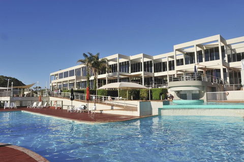 Absolute Beachfront Opal Cove Resort - New South Wales Tourism  1