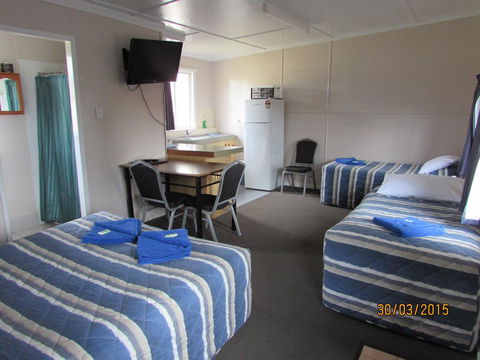 Acacia Motel - New South Wales Tourism  3