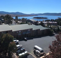 Acacia Snowy Motel - New South Wales Tourism 