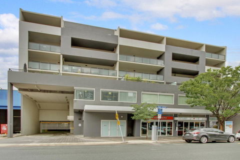 Accommodate Canberra - Braddon Apartments - New South Wales Tourism  2