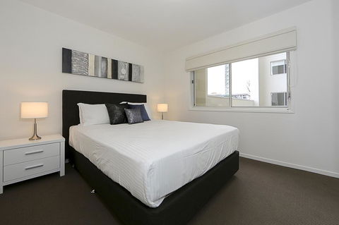Accommodate Canberra - Braddon Apartments - New South Wales Tourism  0