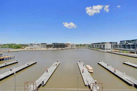 Accommodate Canberra - The Pier - New South Wales Tourism  0