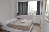 Accommodation Sydney City Centre - Hyde Park Plaza 3 bedroom 1 bathroom Apartment