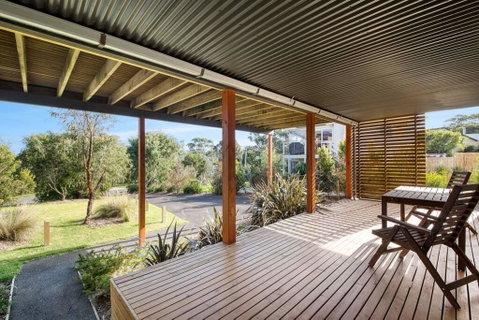 Acqua Vista - Water View, Fireplace, Walk To Beach - New South Wales Tourism  3