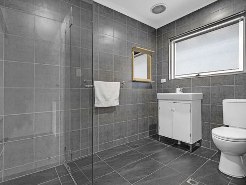 Adelaide Holiday Homes - New South Wales Tourism  1