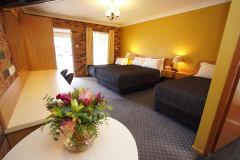 Exies Bagtown - New South Wales Tourism  3