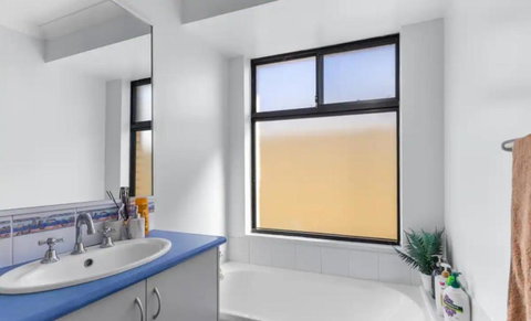 Executive Escape 4 Bedroom Home - New South Wales Tourism  4