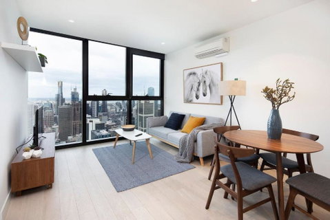 EQ Tower Modern Apartments Melbourne Central CBD - New South Wales Tourism  0