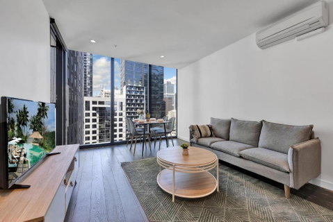 EQ Tower Modern Apartments Melbourne Central CBD - New South Wales Tourism  1