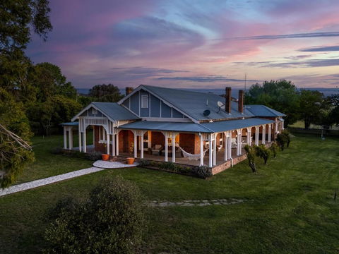 Experience The Charm Of Little Plains Homestead - New South Wales Tourism  1