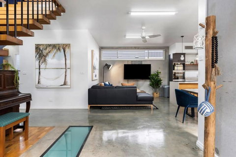 Exquisite Beachside Mansion - New South Wales Tourism  4