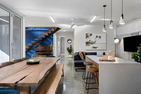 Exquisite Beachside Mansion - New South Wales Tourism  1