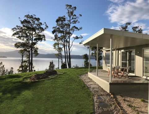 Fairwinds Tasmania - New South Wales Tourism  0
