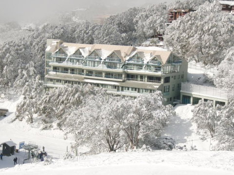 Falls Creek Country Club - New South Wales Tourism  1