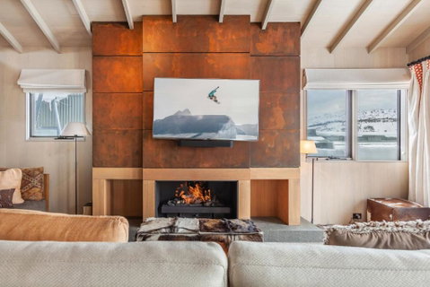Family Chalet 34 The Stables Perisher - New South Wales Tourism  1
