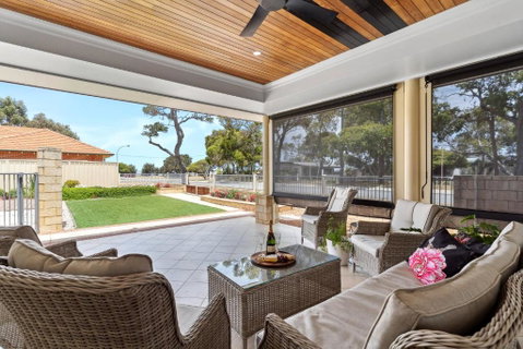 Family Haven Pool & Estuary Views - New South Wales Tourism  2