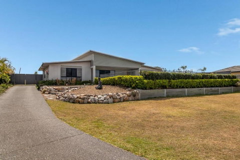 Family Home With Sea Views - New South Wales Tourism  1