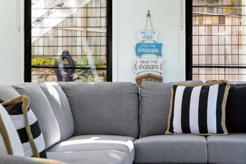 Family & Pet Beach House - New South Wales Tourism  2