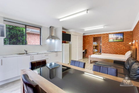 Fossicker Caravan Park - New South Wales Tourism  1