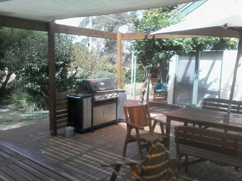 Friends In Harcourt North - New South Wales Tourism  3