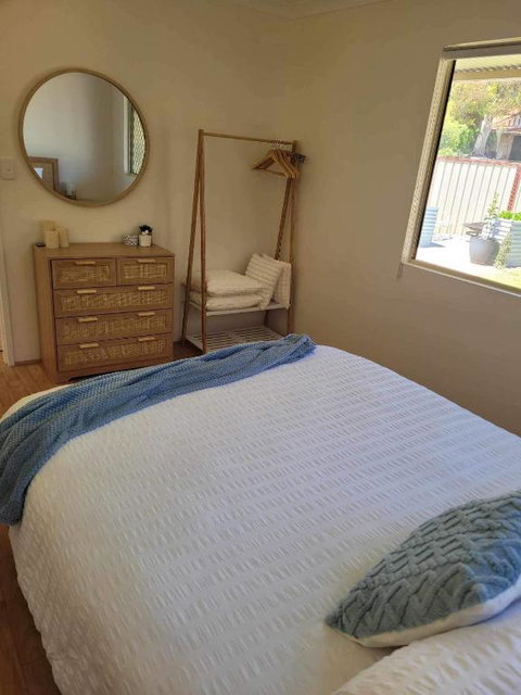 G&R Beach Cottage - New South Wales Tourism  0