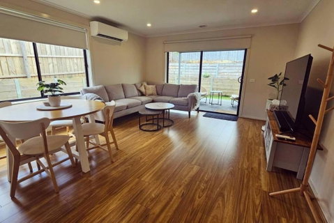 Getaway On Amaroo Way - New South Wales Tourism  0
