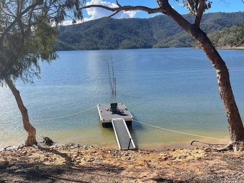 Glasshouse On The Lake - New South Wales Tourism  2